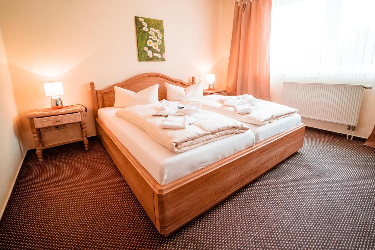 Milde Hotel Kalbe  ภายนอก รูปภาพ